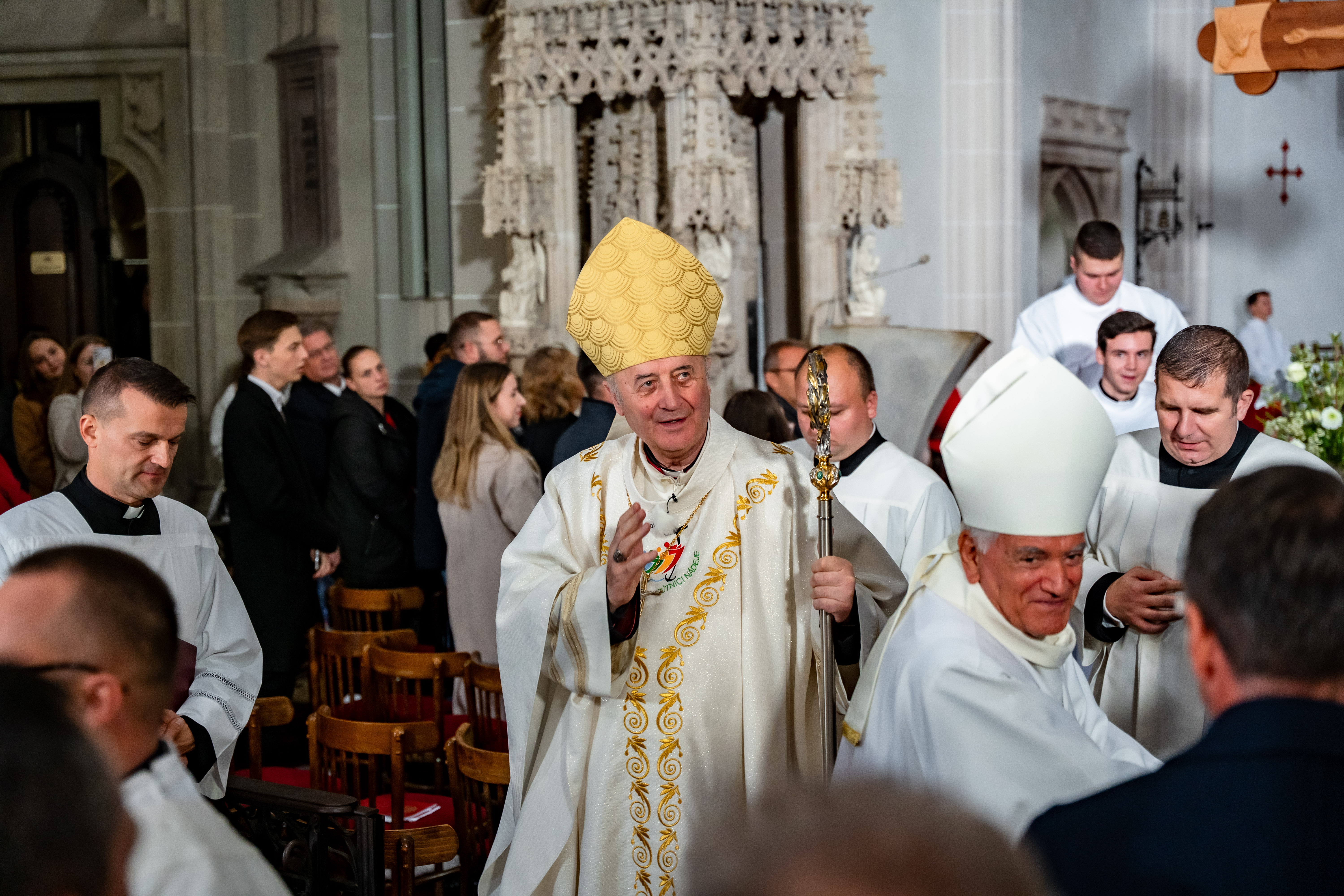 sv. omsa s mladymi v Dome sv. Alzbety -60